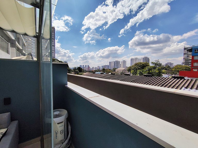 Estúdio com Terraço - Metrô Alto da Boa Vista