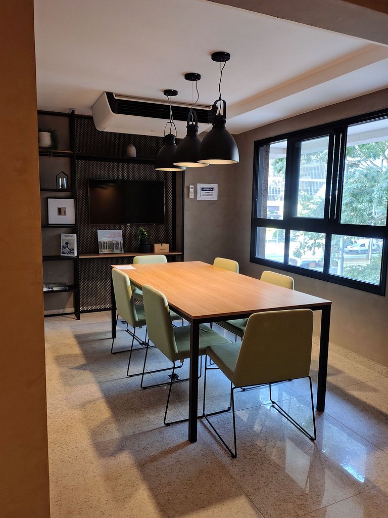 Pinheiros-localização e conforto
